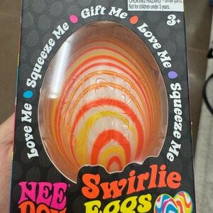 Nee-Doh Swirlie Egg Toy